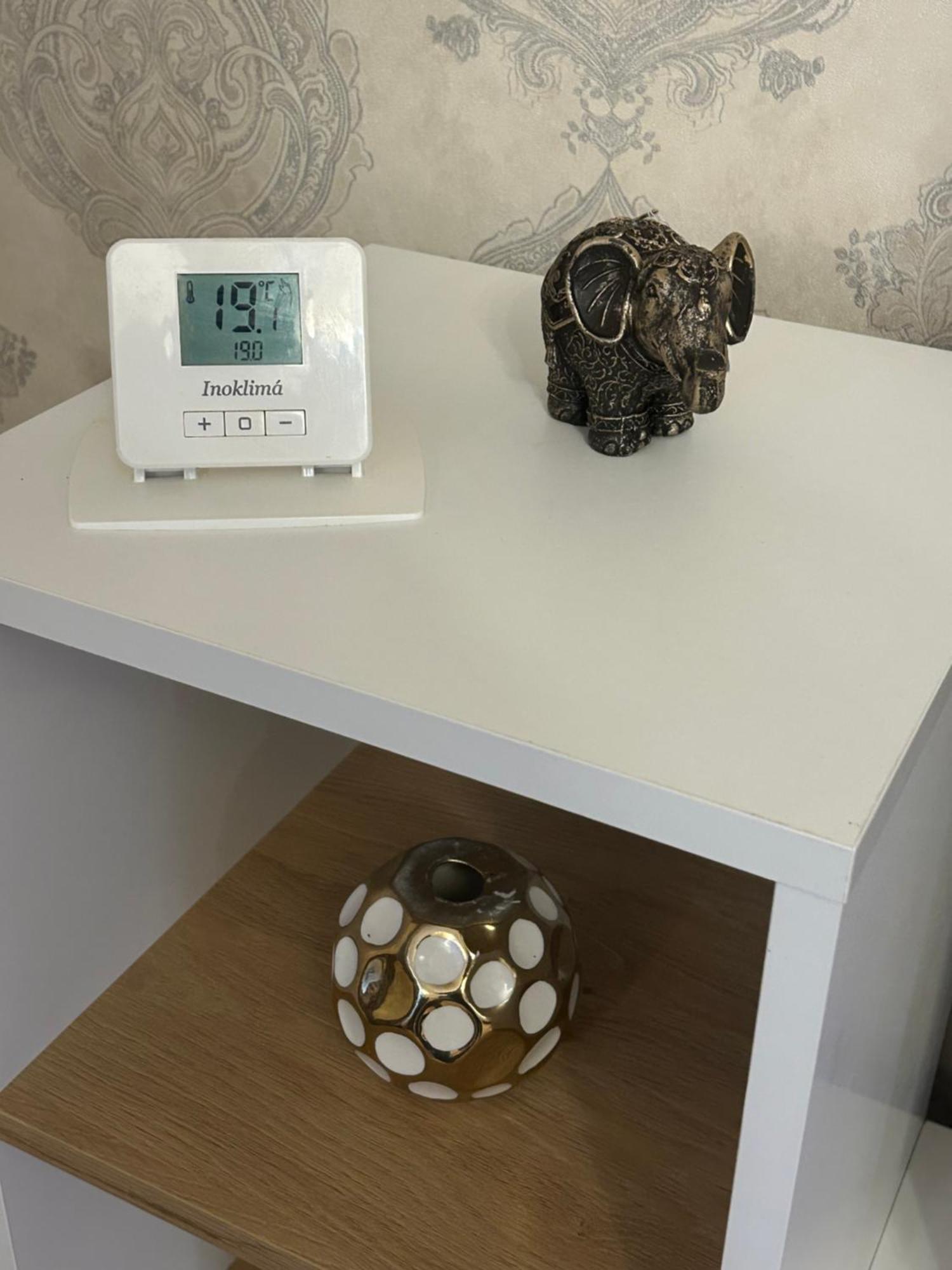 Little Paris Gare Du Nord Apartment Bucureşti Ngoại thất bức ảnh