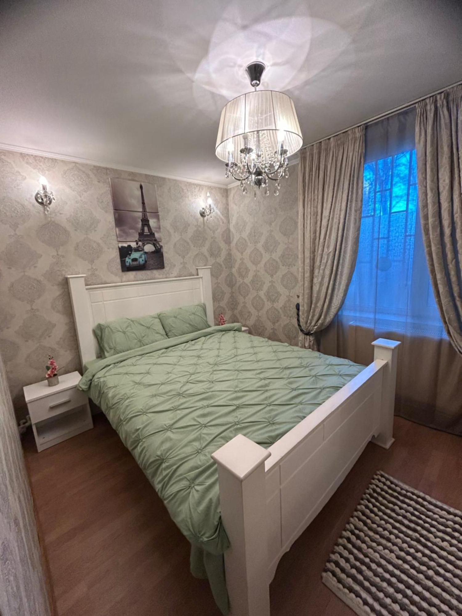 Little Paris Gare Du Nord Apartment Bucureşti Ngoại thất bức ảnh