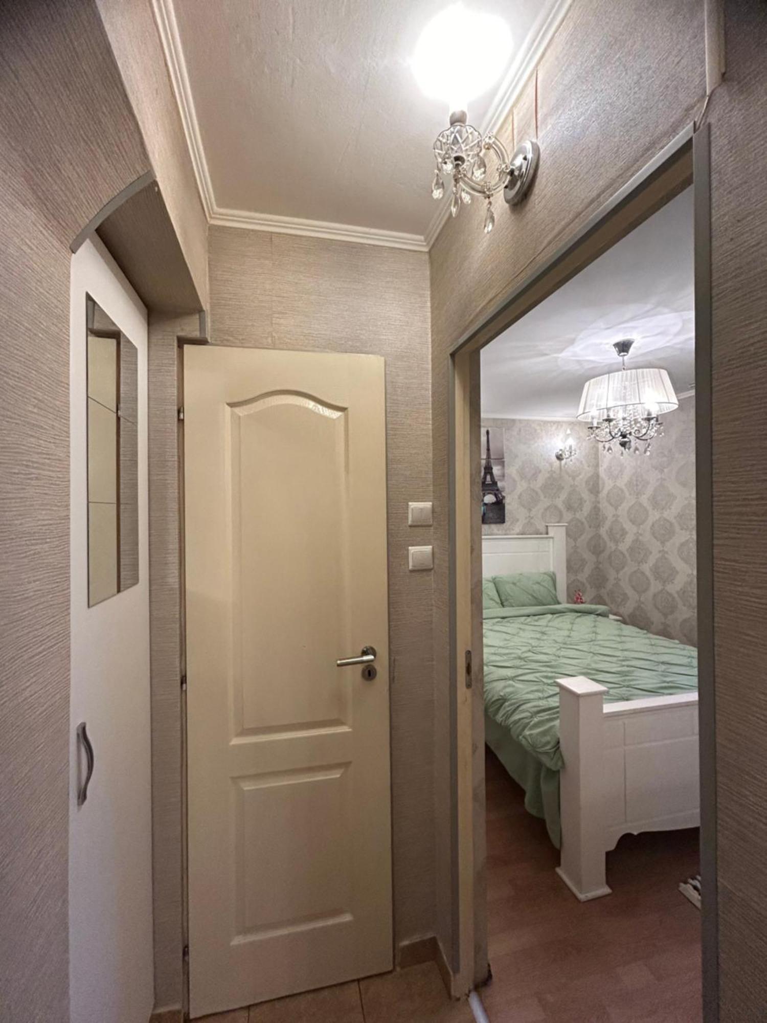 Little Paris Gare Du Nord Apartment Bucureşti Ngoại thất bức ảnh