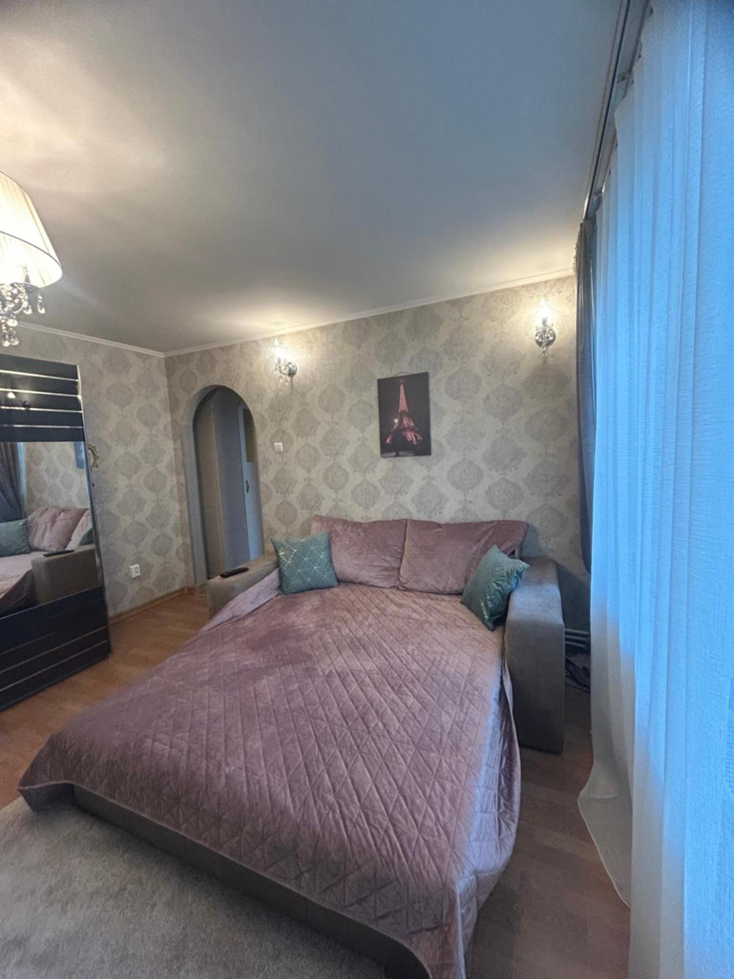 Little Paris Gare Du Nord Apartment Bucureşti Ngoại thất bức ảnh